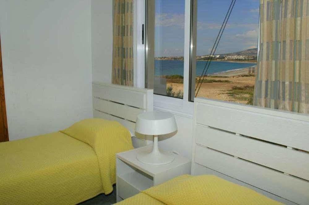 Blue Coral Beach Villas Paphos Exterior photo